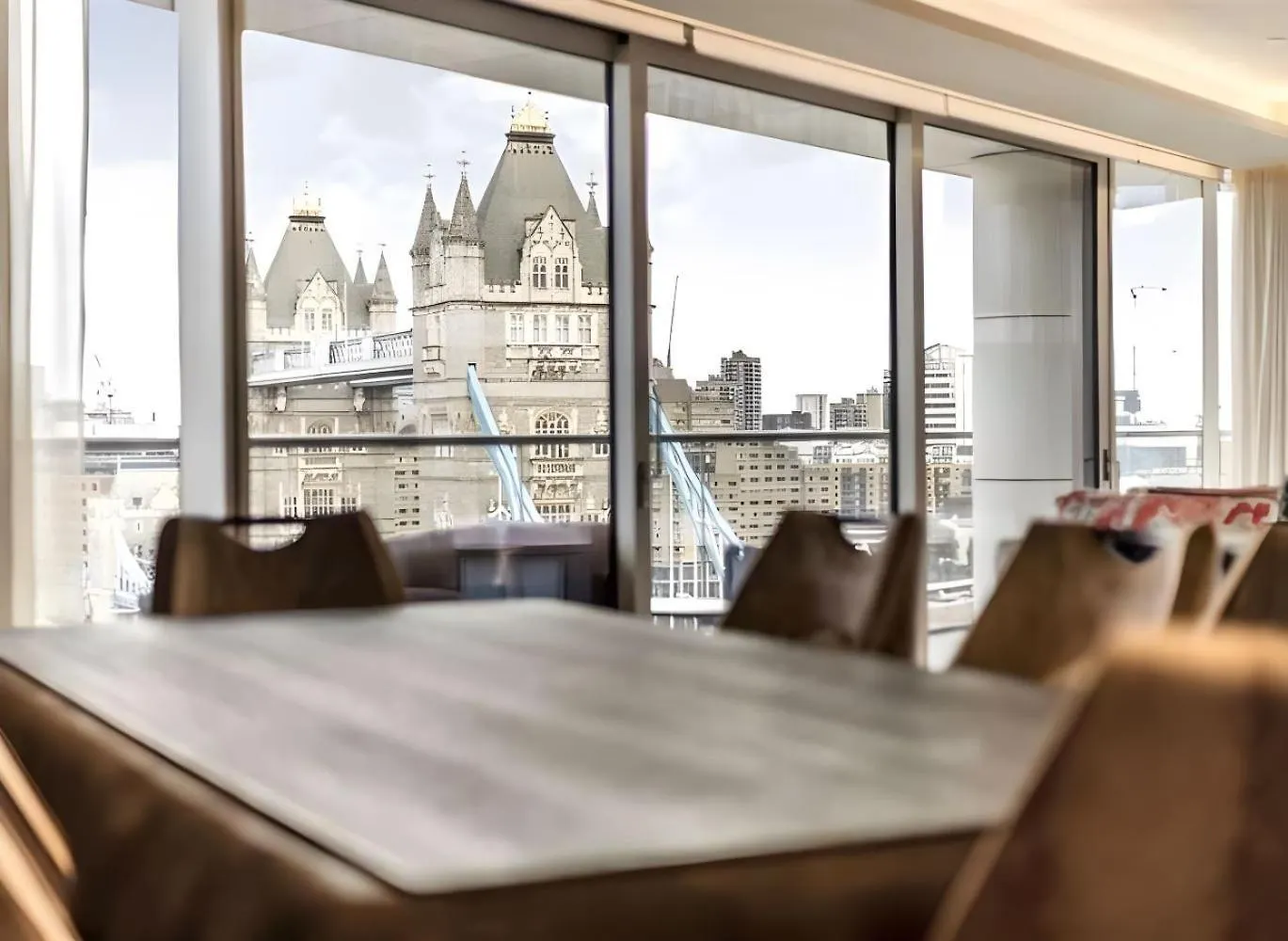 3 Million Pound Luxury Large Tower Bridge Direct Views Sleeps 6 Apartment London